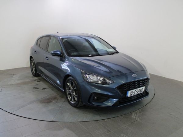 Ford Focus Hatchback, Diesel, 2019, Blue