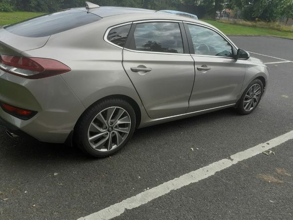 Hyundai i30 Hatchback, Petrol, 2018, White