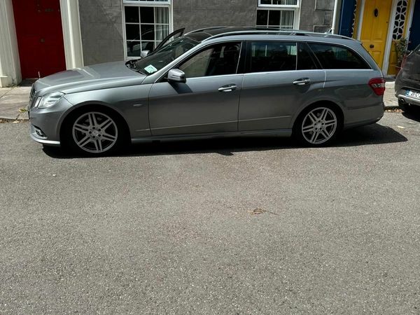 Mercedes-Benz E-Class Estate, Diesel, 2010, Silver