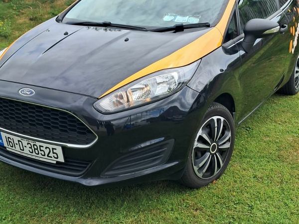 Ford Fiesta Hatchback, Diesel, 2016, Black