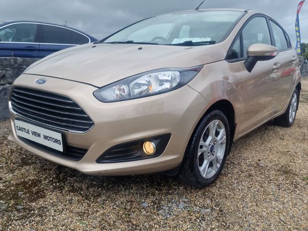 Ford Fiesta Hatchback, Petrol, 2016, Silver