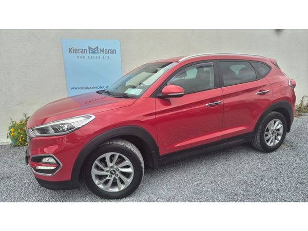 Hyundai Tucson MPV, Diesel, 2017, Red