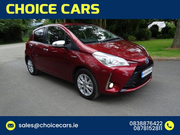 Toyota Yaris Hatchback, Petrol Hybrid, 2018, Red