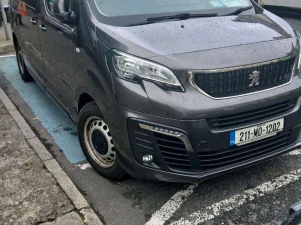 Peugeot Traveller MPV, Diesel, 2021, Grey