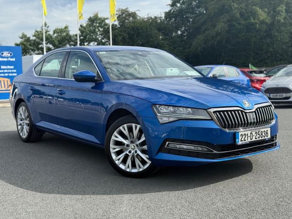Skoda Superb Hatchback, Diesel, 2022, Blue