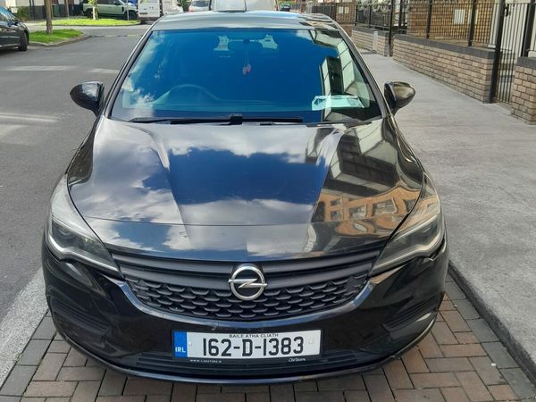 Opel Astra Hatchback, Diesel, 2016, Black