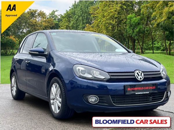 Volkswagen Golf Hatchback, Petrol, 2011, Blue
