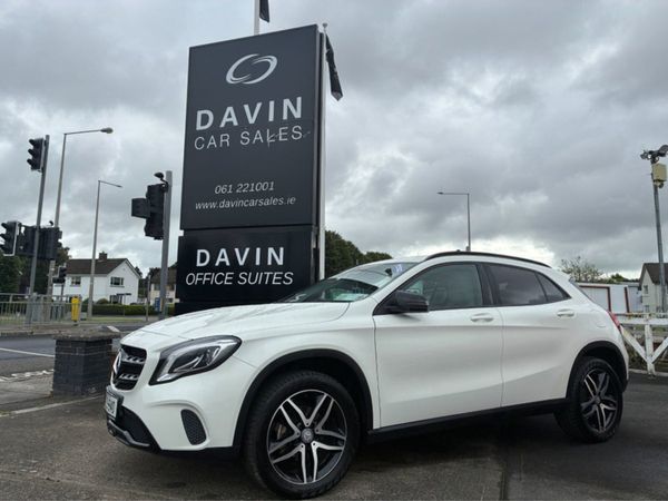 Mercedes-Benz GLA , Petrol, 2017, White