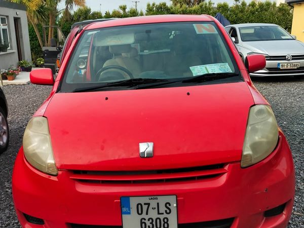 Toyota Passo Hatchback, Petrol, 2007, Red