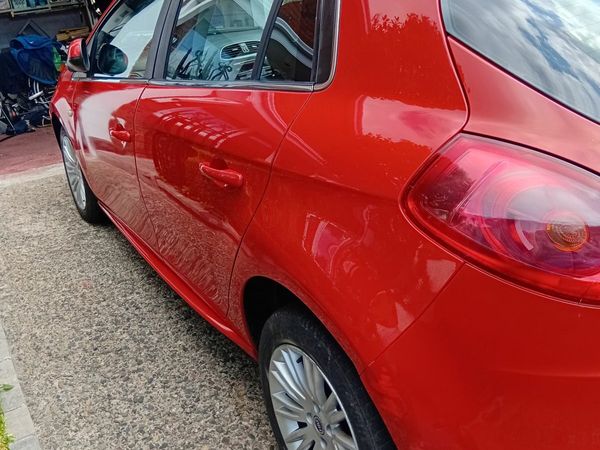 Fiat Bravo Hatchback, Diesel, 2010, Red
