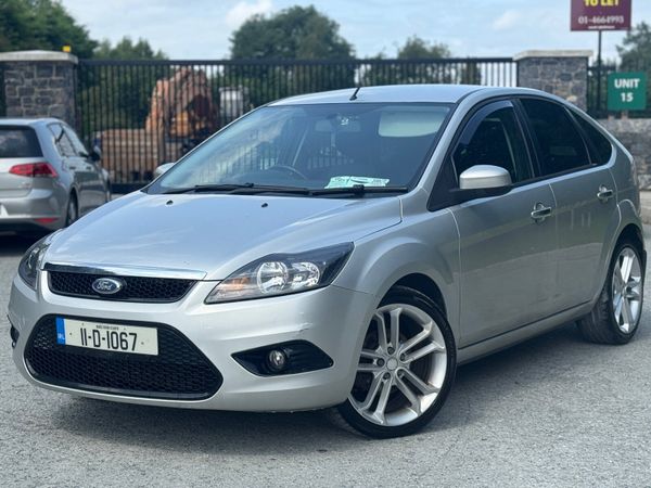 Ford Focus Hatchback, Diesel, 2011, Silver
