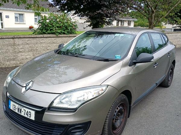 Renault Megane Estate, Diesel, 2013, Gold