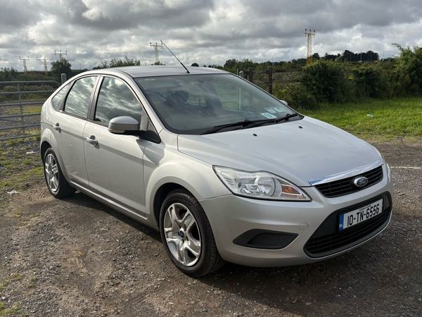 Ford Focus Hatchback, Diesel, 2010, Silver