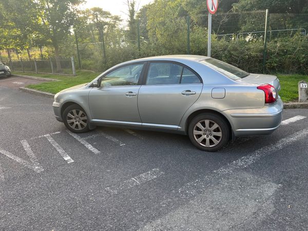 Toyota Avensis Saloon, Petrol, 2007, Grey