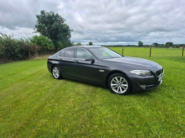 BMW 5-Series Saloon, Diesel, 2010, Grey