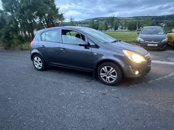 Ford Focus Hatchback, Diesel, 2013, Brown