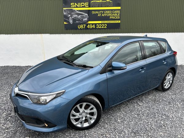 Toyota Auris Hatchback, Diesel, 2016, Blue