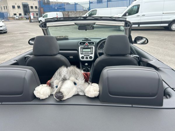 Volkswagen Eos Convertible, Petrol, 2007, Black