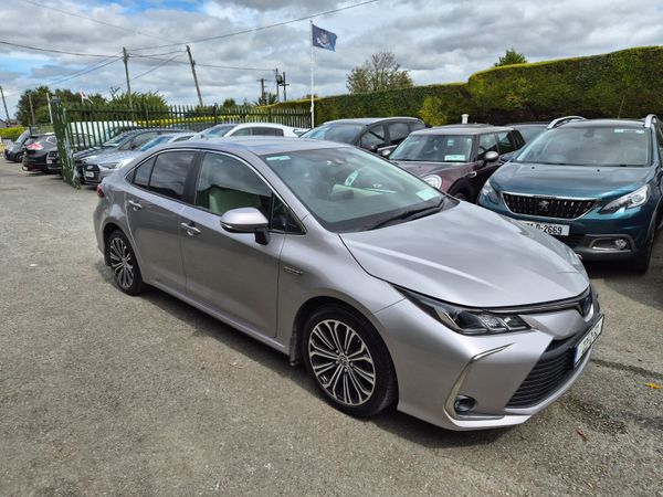 Toyota Corolla Saloon, Petrol Hybrid, 2022, Grey