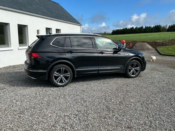 Volkswagen Tiguan SUV, Diesel, 2021, Black