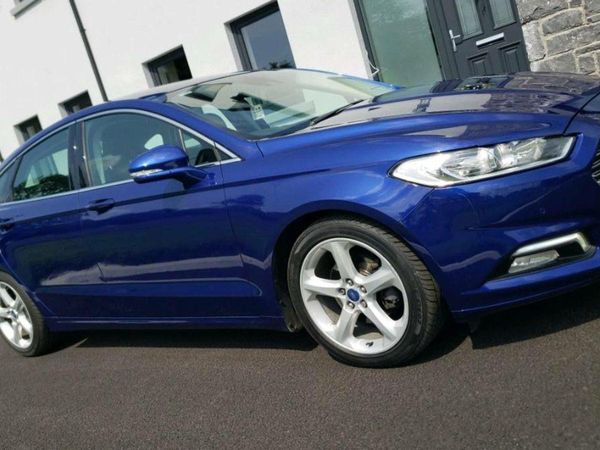Ford Mondeo Hatchback, Diesel, 2016, Blue