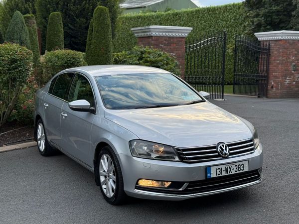 Volkswagen Passat Saloon, Diesel, 2013, Silver
