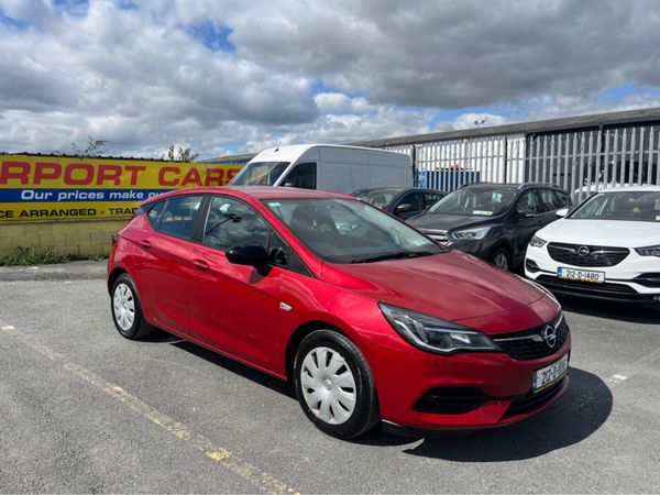 Opel Astra Hatchback, Petrol, 2021, Red