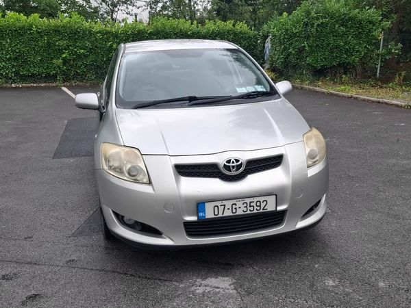 Toyota Auris Hatchback, Petrol, 2007, Silver