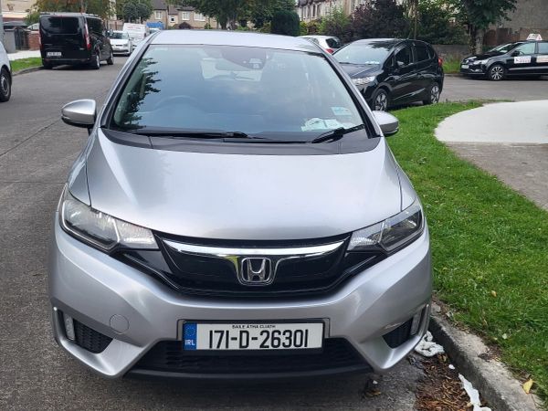Honda Jazz Hatchback, Petrol, 2017, Grey