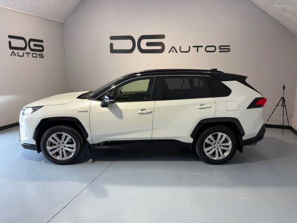 Toyota RAV4 SUV, Petrol Hybrid, 2019, White