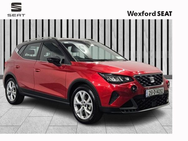 SEAT Arona Crossover, Petrol, 2025, Red