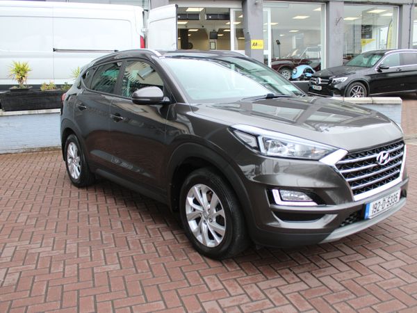 Hyundai Tucson SUV, Diesel, 2019, Brown