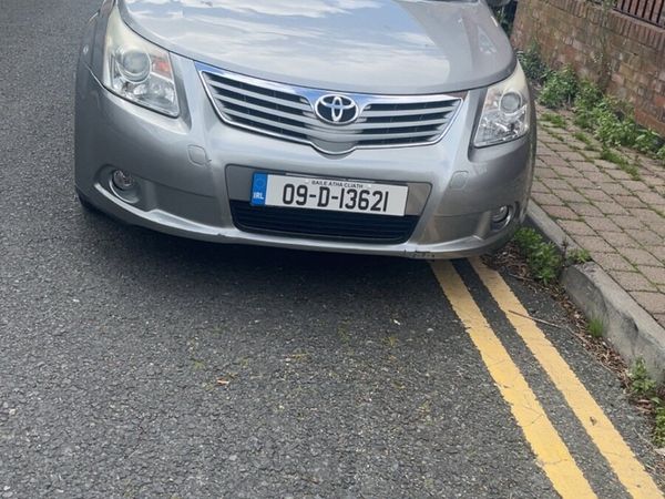 Toyota Avensis Saloon, Petrol, 2009, Grey