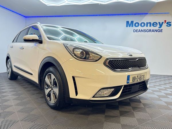 Kia Niro SUV, Petrol Hybrid, 2018, White