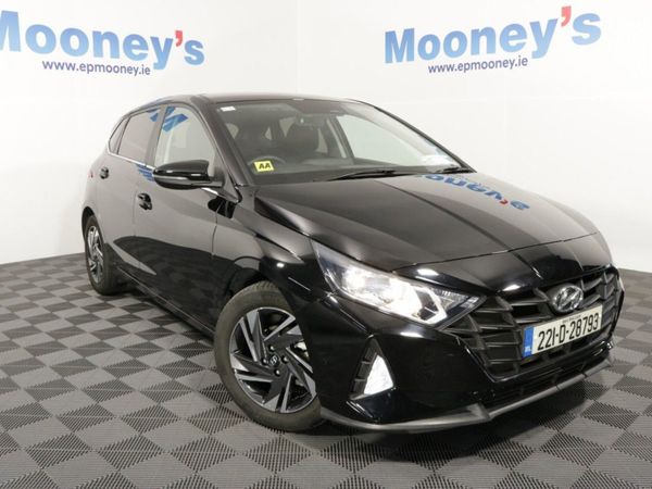Hyundai i20 Hatchback, Petrol, 2022, Black