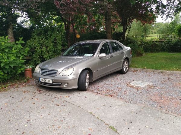 Mercedes-Benz C-Class Saloon, Petrol, 2006, Silver