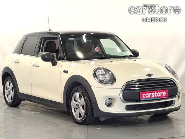 Mini Cooper Hatchback, Petrol, 2017, Cream