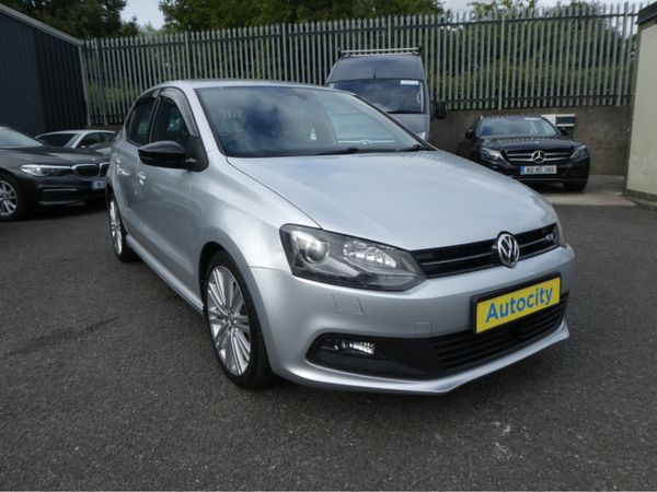 Volkswagen Polo Hatchback, Petrol, 2015, Silver