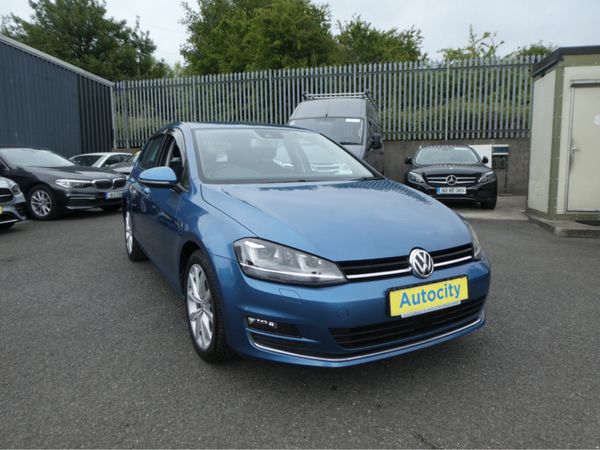 Volkswagen Golf Hatchback, Petrol, 2016, Blue