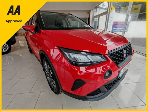 SEAT Arona Hatchback, Petrol, 2023, Red