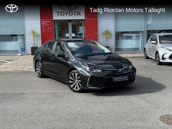 Toyota Corolla Saloon, Petrol Hybrid, 2022, Black