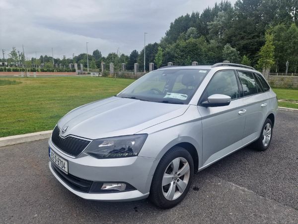 Skoda Fabia Estate, Petrol, 2015, Silver