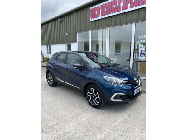 Renault Captur Hatchback, Petrol, 2019, Blue