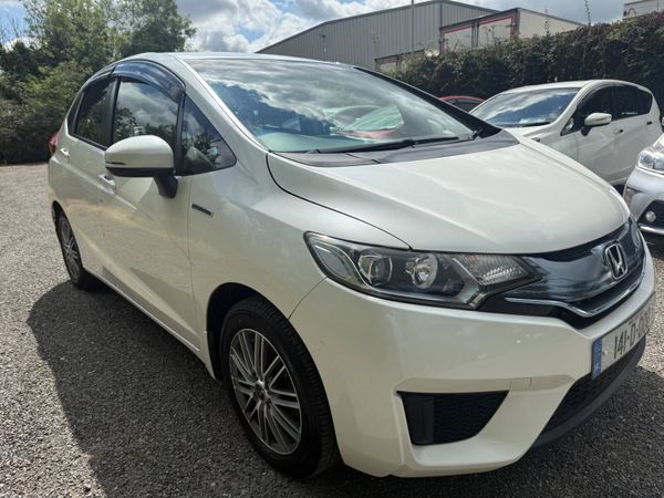 Honda Fit Hatchback, Hybrid, 2014, White