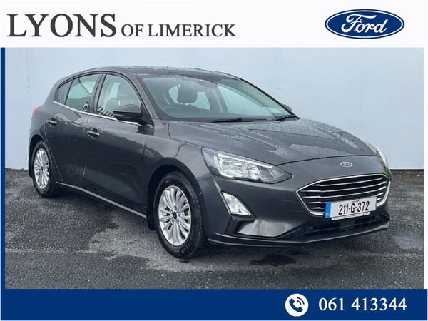 Ford Focus Hatchback, Petrol, 2021, Grey