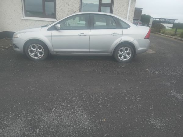 Ford Focus Saloon, Diesel, 2010, Silver