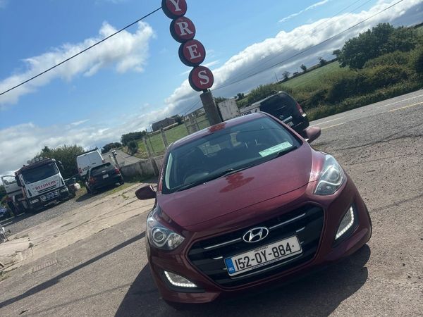Hyundai i30 Hatchback, Diesel, 2015, Red