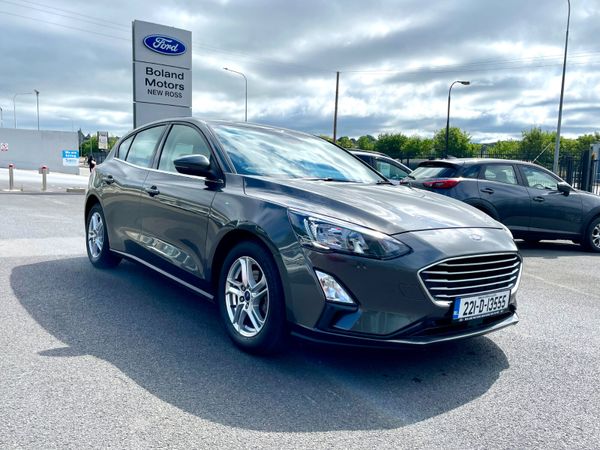 Ford Focus Hatchback, Diesel, 2022, Grey