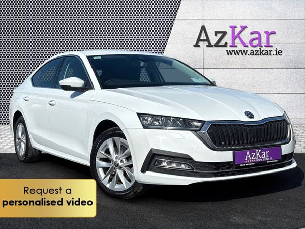 Skoda Octavia Hatchback, Petrol Plug-in Hybrid, 2023, White