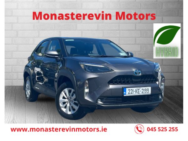 Toyota Yaris Cross Hatchback, Petrol Hybrid, 2022, Grey